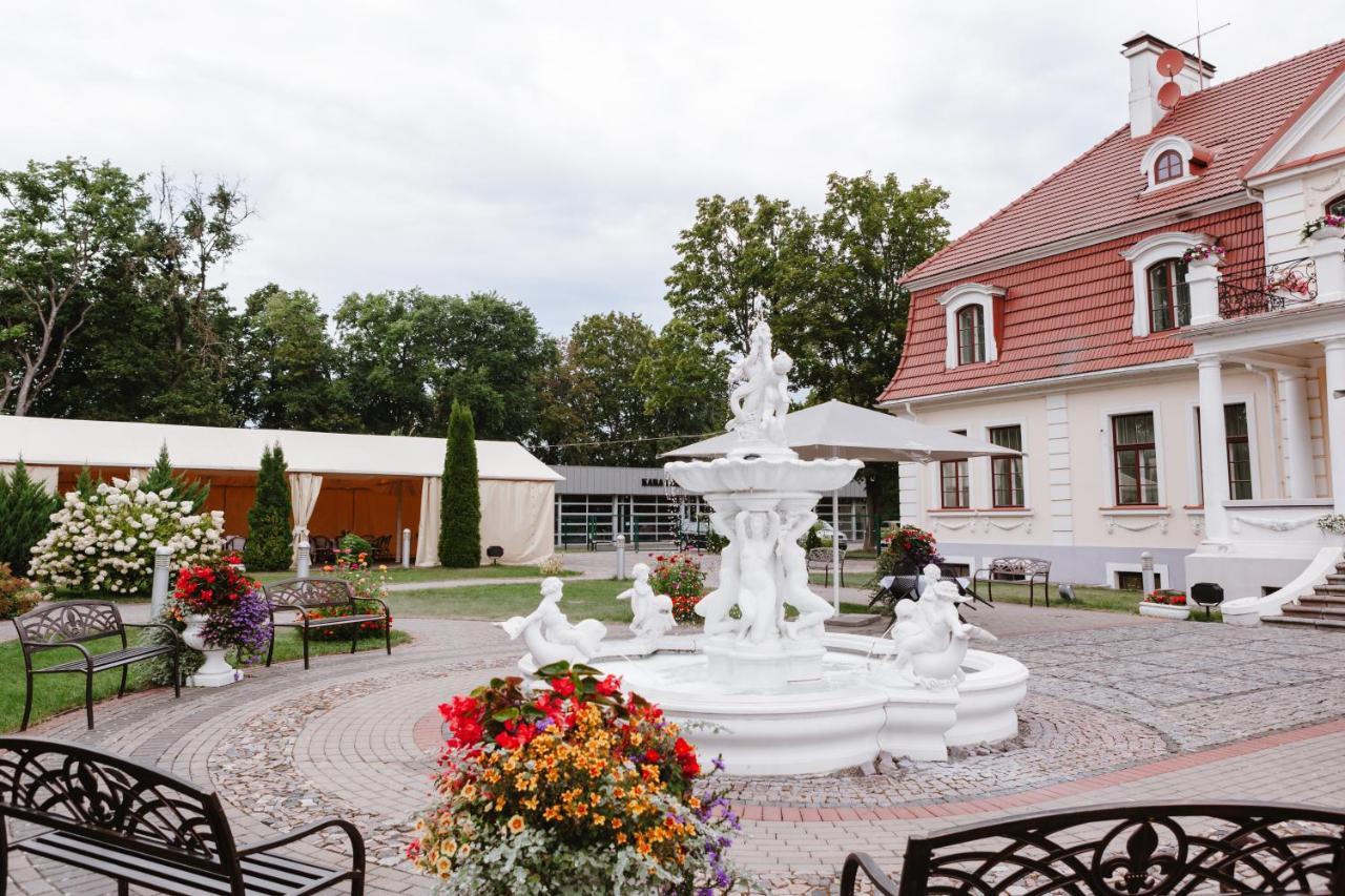 Sventes Muiza Hotel Exterior photo